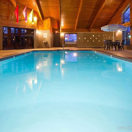 Americinn By Wyndham Manitowoc Kültér fotó